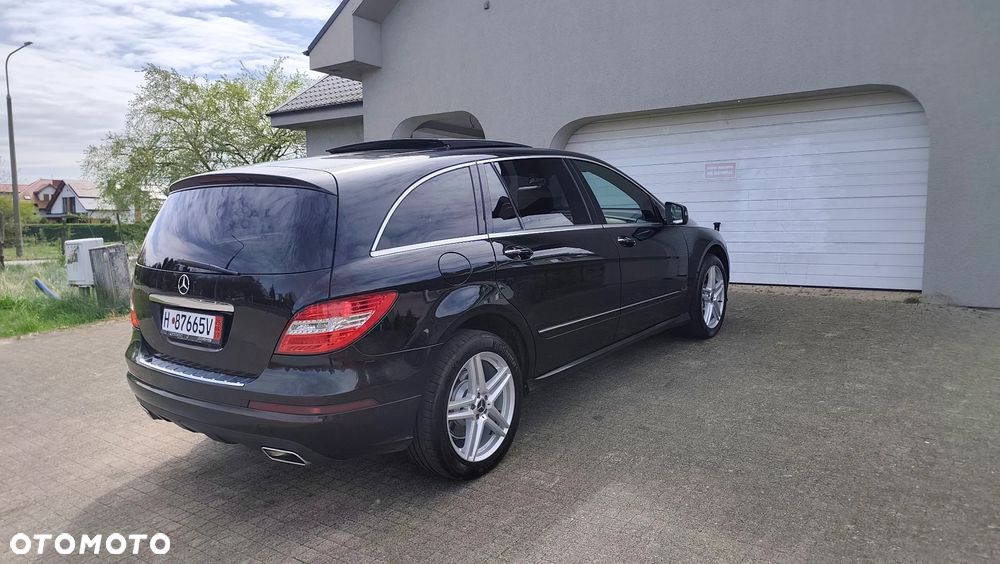 Mercedes-Benz Klasa R 350 4Matic 7G-TRONIC Travel Edition - 33