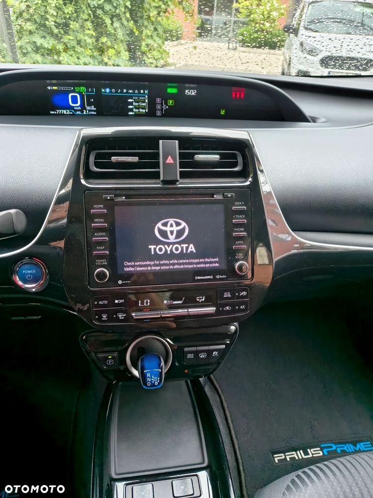 Toyota Prius Hybrid - 14