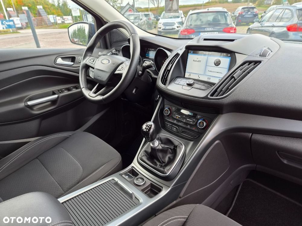 Ford Kuga - 21