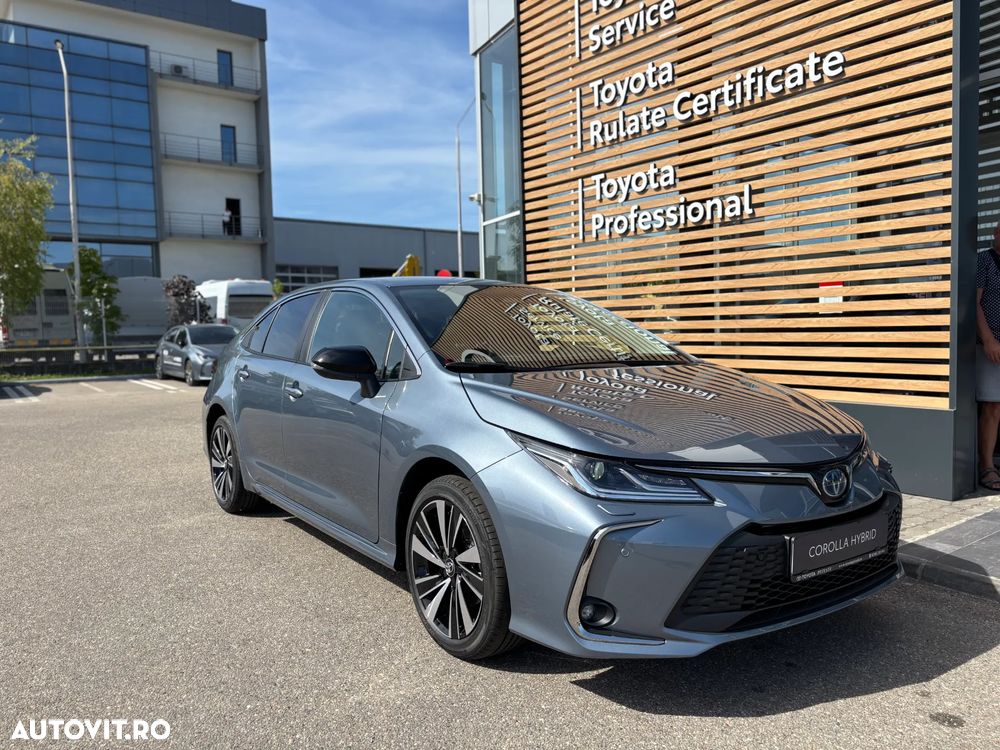 Toyota Corolla - 2
