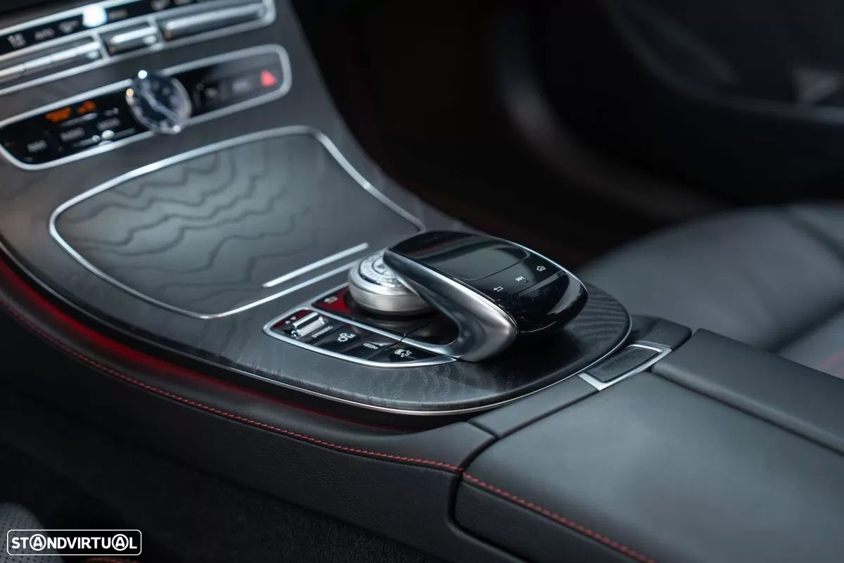 Mercedes-Benz E 53 AMG 4-Matic+ - 24