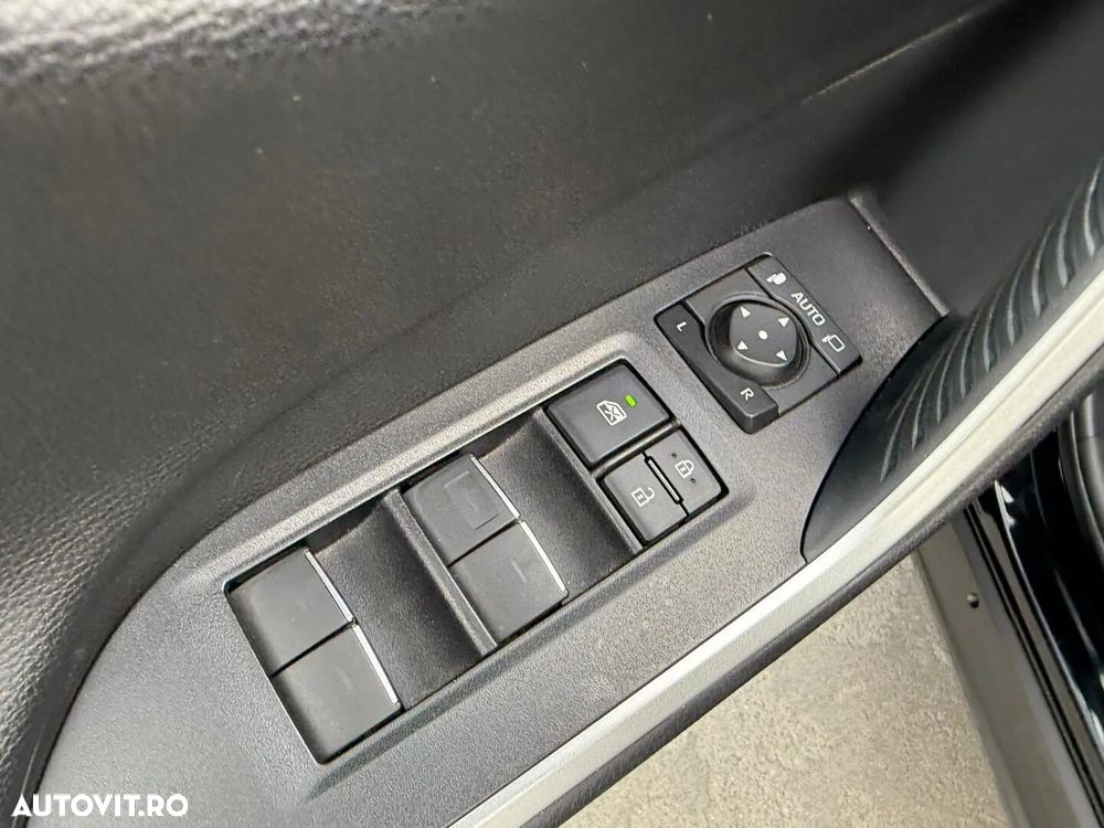 Toyota RAV4 2.5 VVT-iE 4x4 Dynamic - 25
