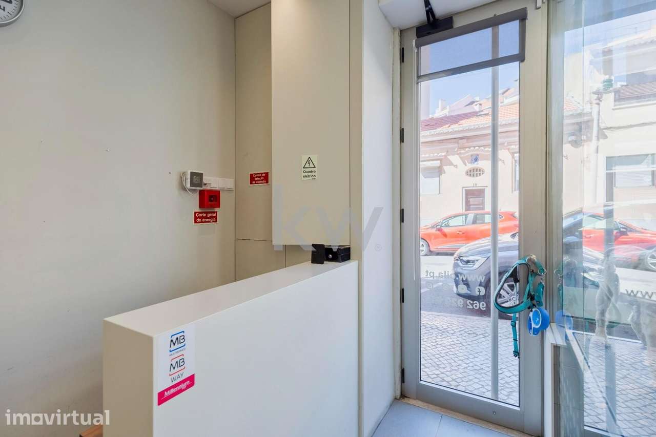 Loja no centro de Lisboa com negócio em funcionamento - Grande imagem: 3/24