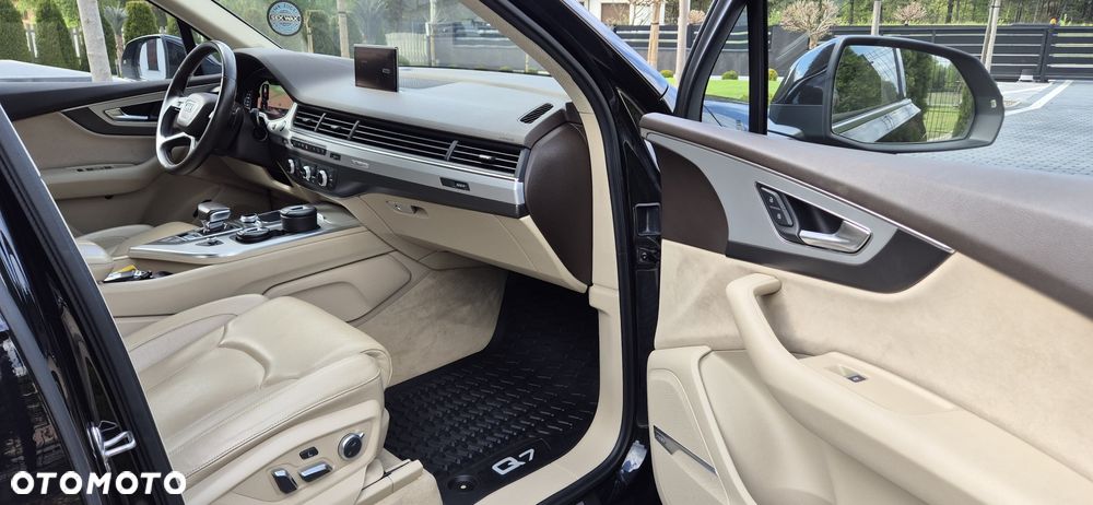 Audi Q7 - 18
