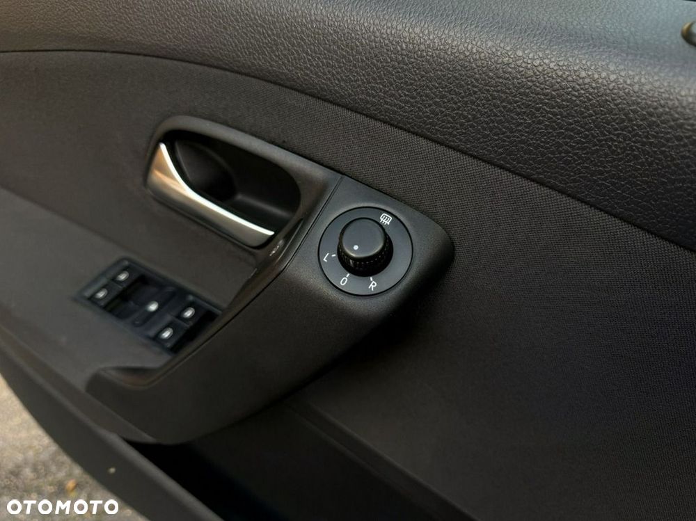 Volkswagen Polo - 15