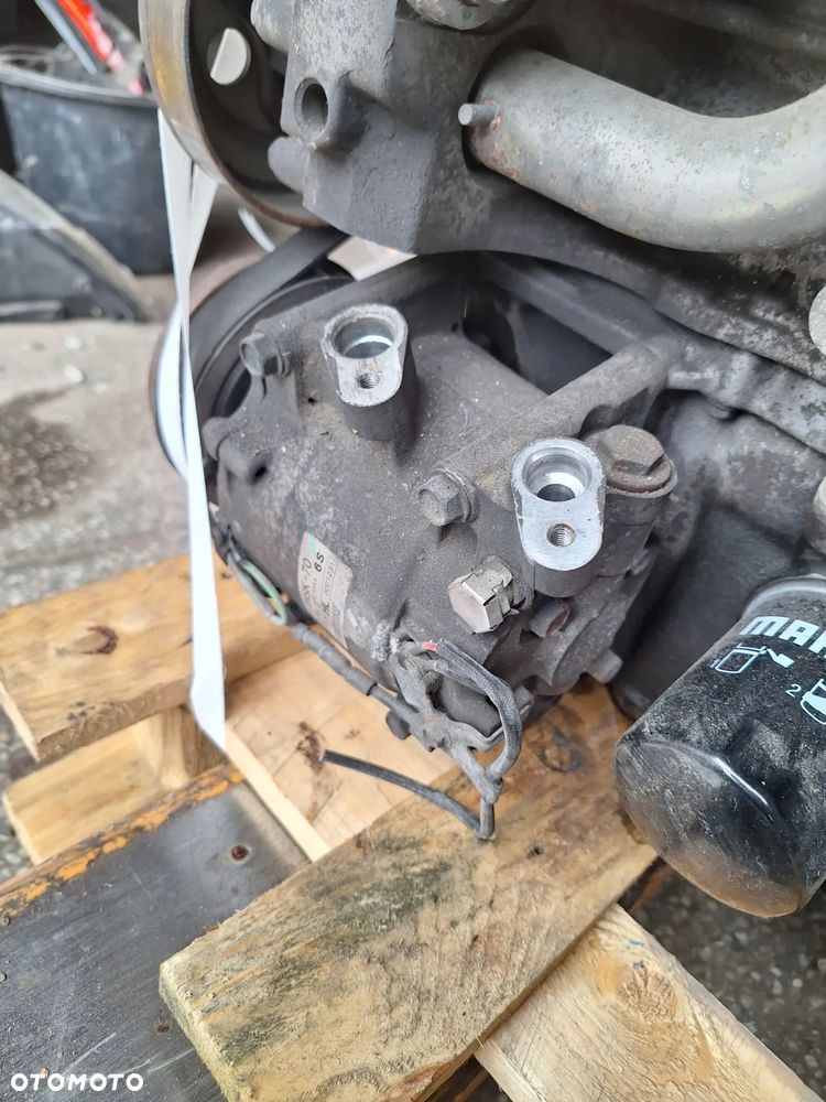 Honda Jazz III kompresor klimatyzacji HSK 70   HFC 134 a  poj1.3