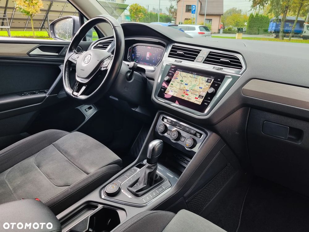 Volkswagen Tiguan Allspace 2.0 TSI 4Mot Highline DSG - 26