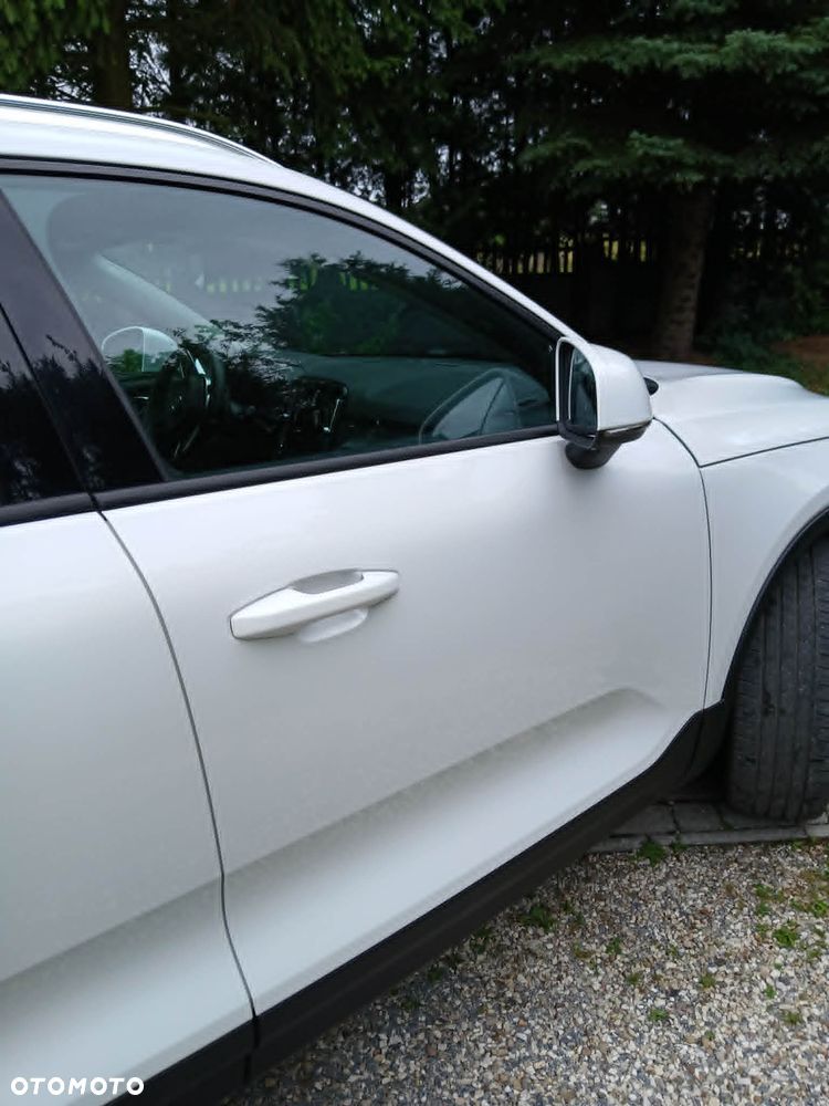 Volvo XC 40 T5 AWD Momentum - 3