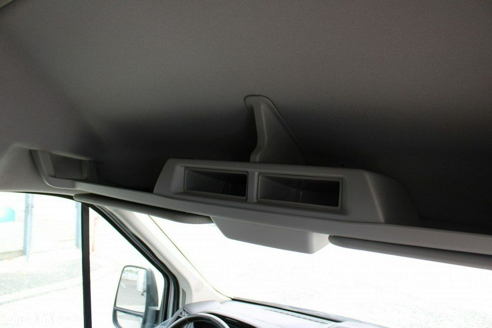 Ford Transit - 15