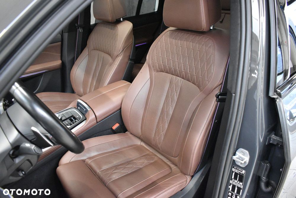 BMW X5 - 12