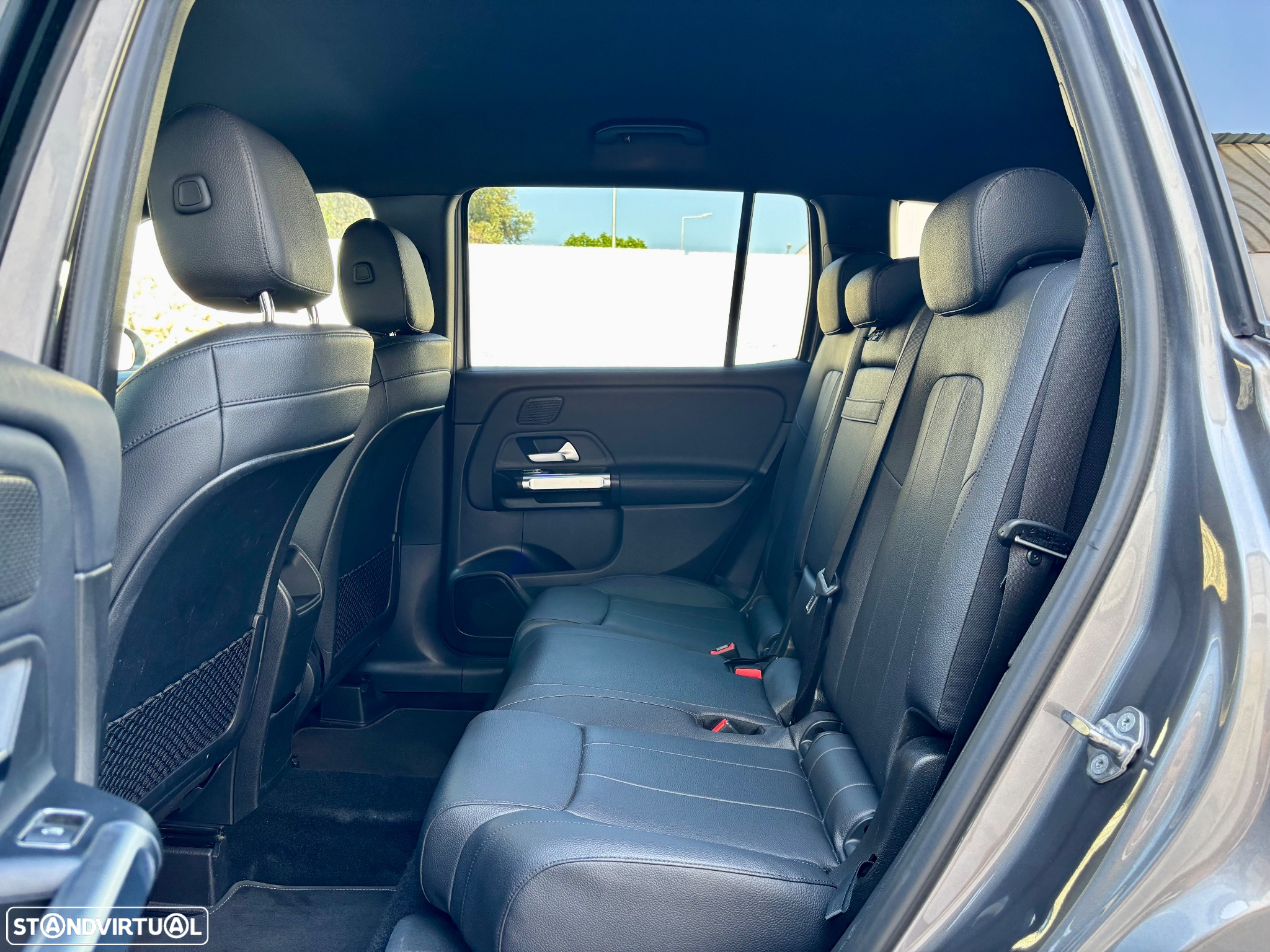 Mercedes-Benz GLB 180 d Progressive - 41