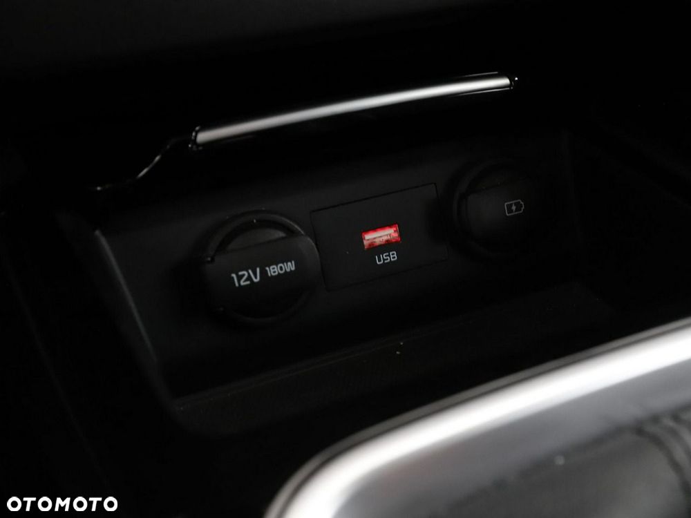 Kia XCeed 1.5 T-GDI OPF JBL Sound Edition - 30