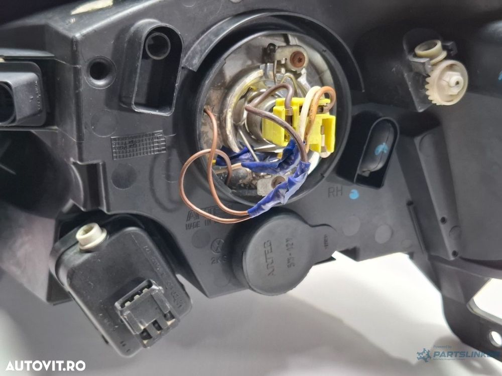 Far halogen dreapta VOLKSWAGEN FOX 5Z1, 5Z3 2003 - 2014 1.2 1.2 BMD, CHFB 5Z1941006A - 3