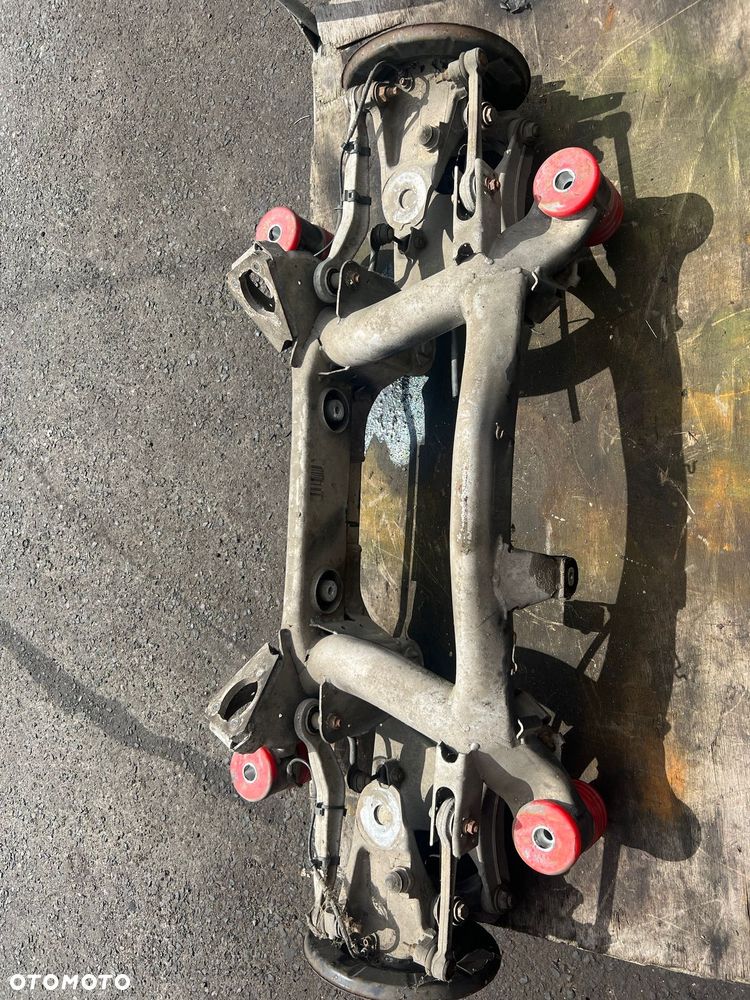 Belka wózek sanki e39 kombi tuleje poliuretany do montażu