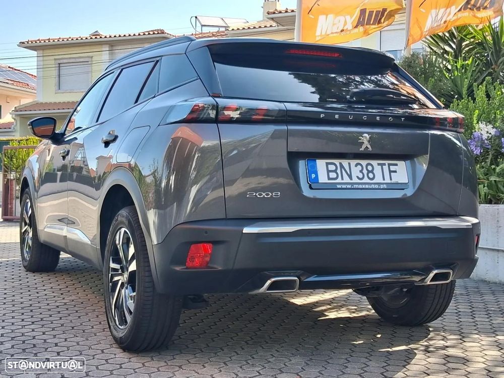 Peugeot 2008 1.2 PureTech Allure EAT8 - 21
