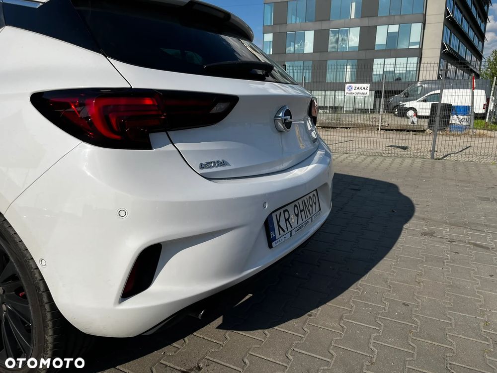 Opel Astra 1.6 T Dynamic S&S - 17