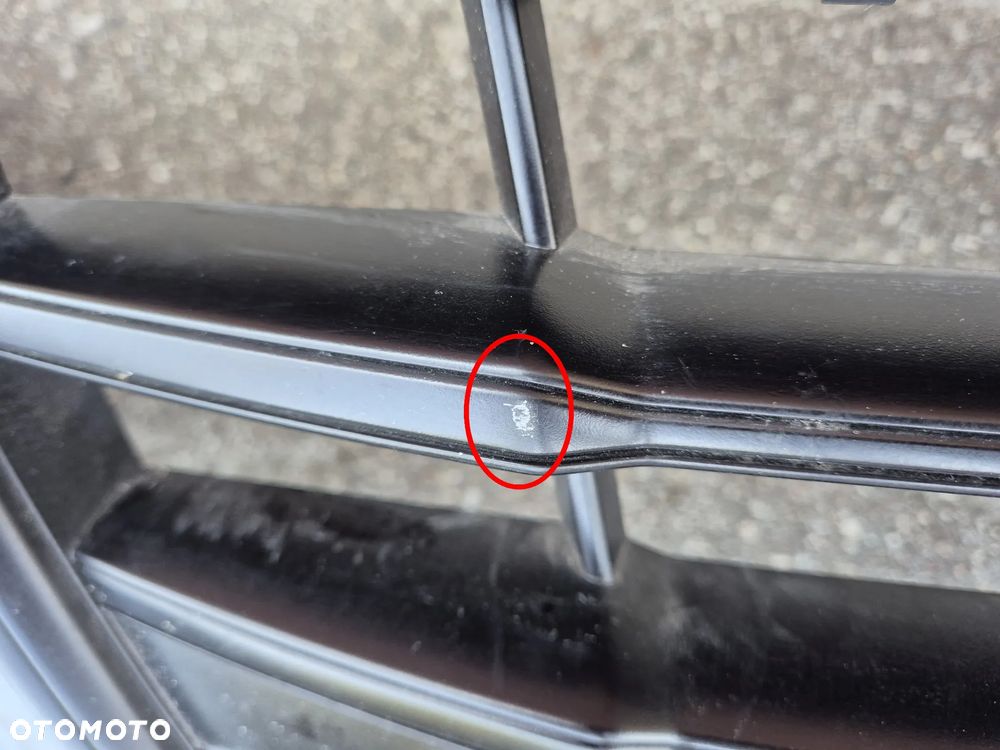 Audi Q5 II S Line 17- zderzak przedni prawy grill kratka 80A - 5