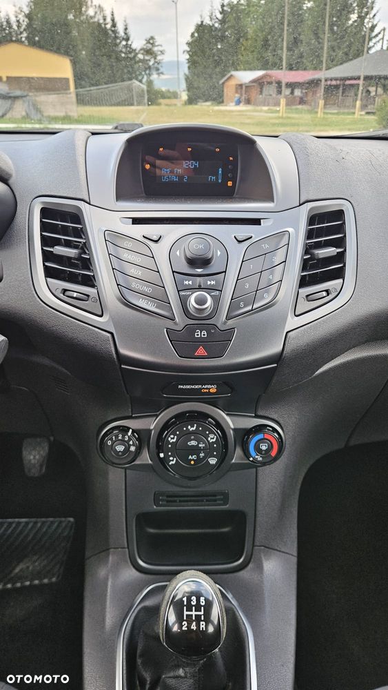 Ford Fiesta 1.25 Ambiente EU5 - 9