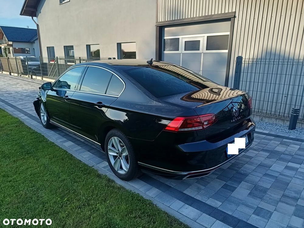 Volkswagen Passat 2.0 TSI 4Mot Elegance DSG - 4