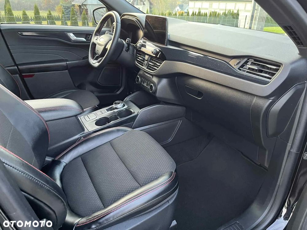 Ford Kuga 1.5 EcoBoost ST-LINE - 27