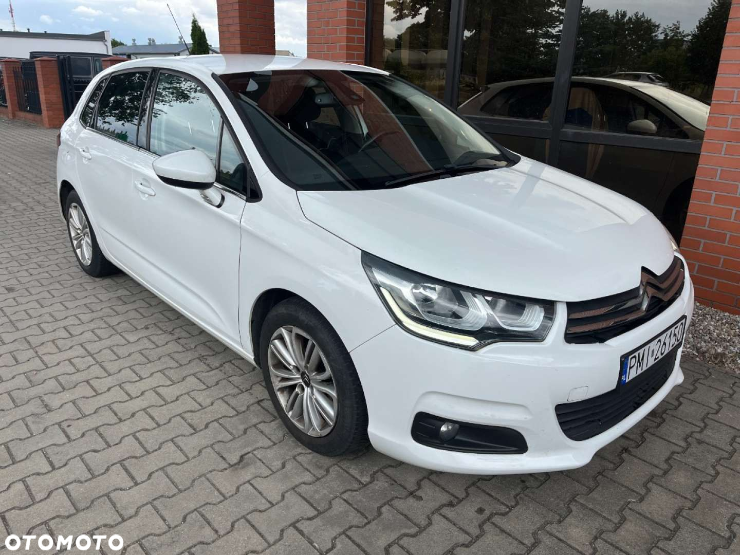 Citroën C4 BlueHDi 100 Selection - 2