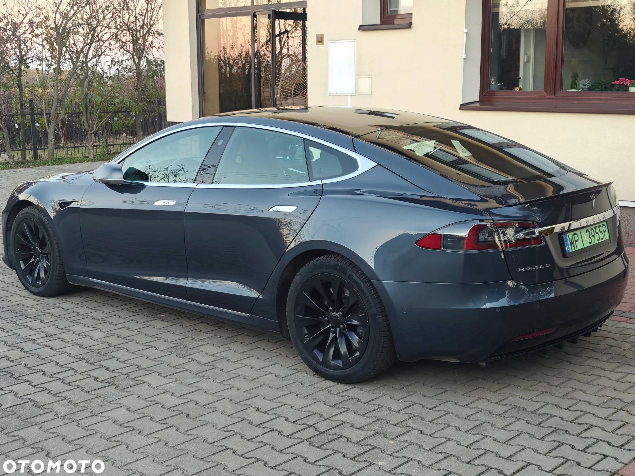 Tesla Model S Long Range Plus - 2