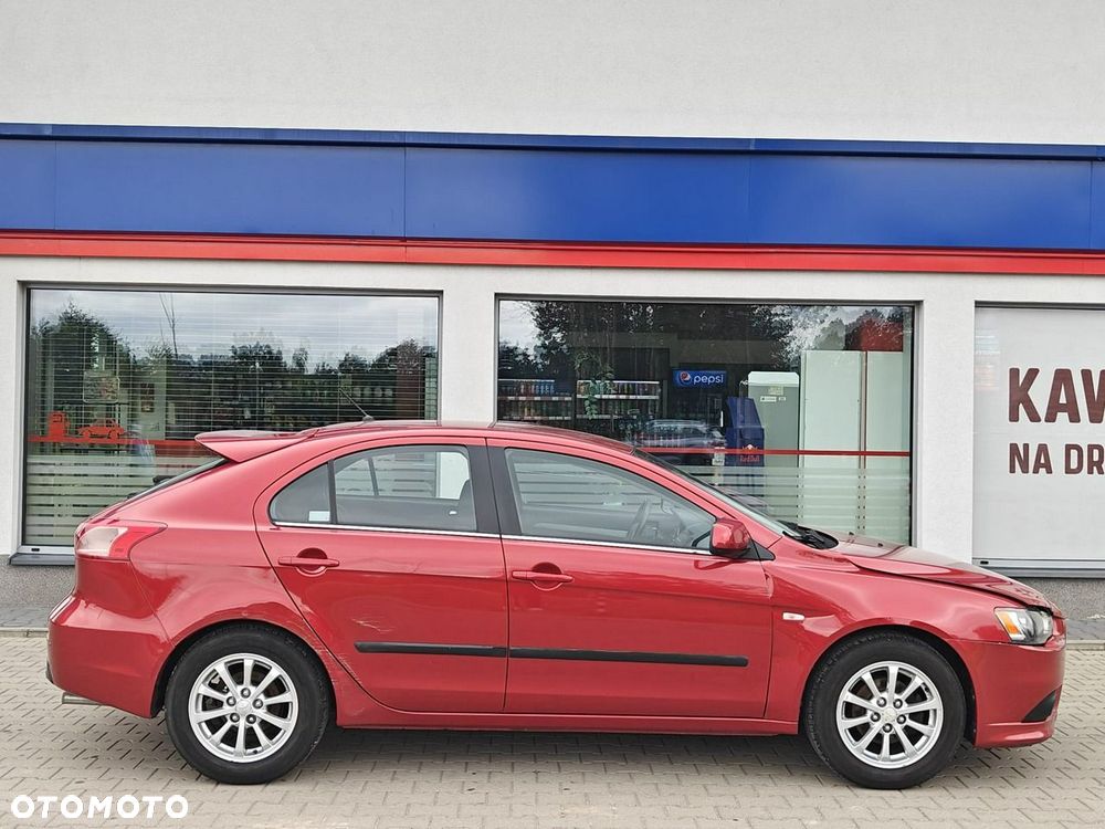 Mitsubishi Lancer - 8
