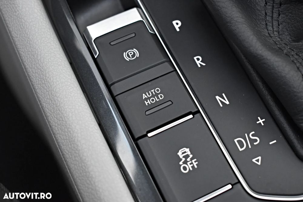 Volkswagen Tiguan 2.0 TDI SCR 4MOTION (BlueMotion Techn.) DSG Comfortline - 23