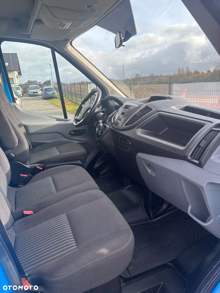 Ford Transit - 11