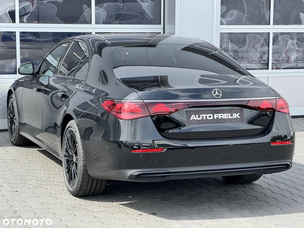 Mercedes-Benz Klasa E 200 d 9G-TRONIC AVANTGARDE Line NIGHT Edition - 12