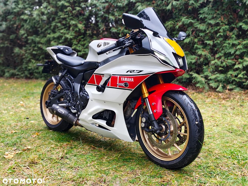 Yamaha YZF - 7