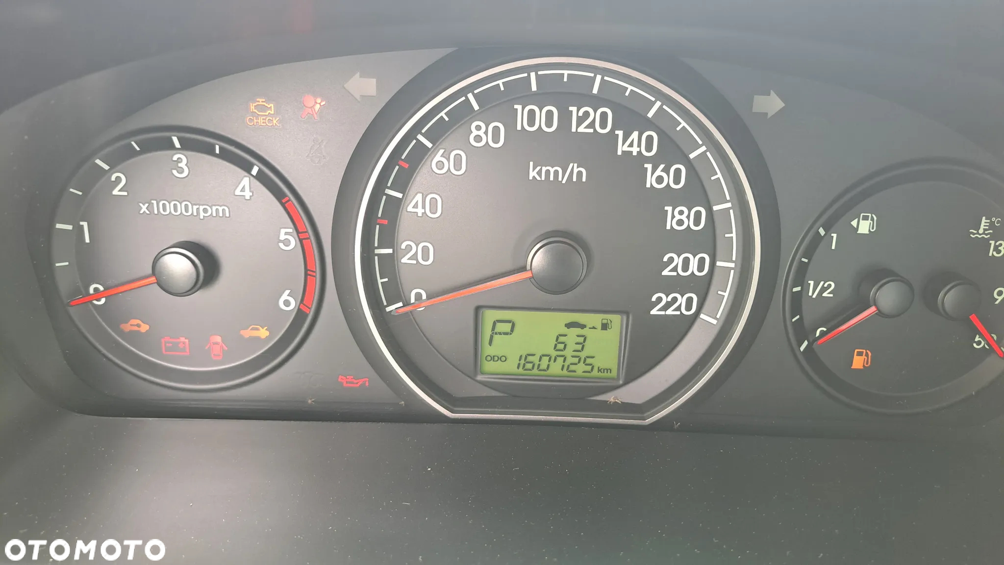 Hyundai H1 - 23