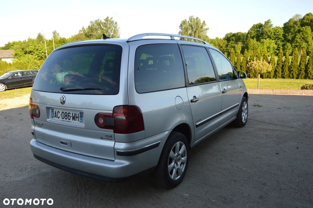 Volkswagen Sharan 1.9 TDI 4Motion United - 9