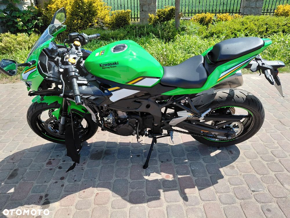 Kawasaki ZX - 2