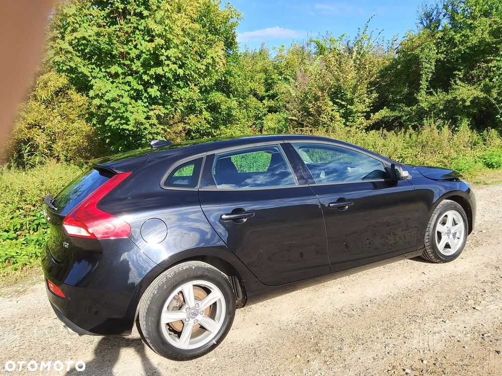 Volvo V40 T2 - 25