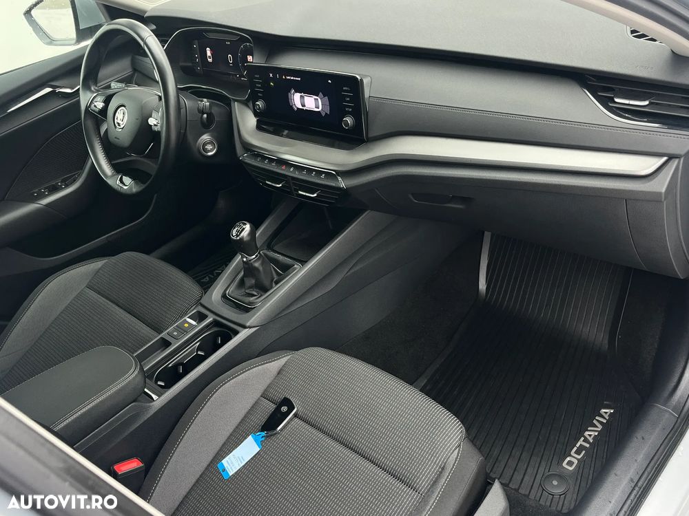 Skoda Octavia 2.0 TDI Ambition - 14
