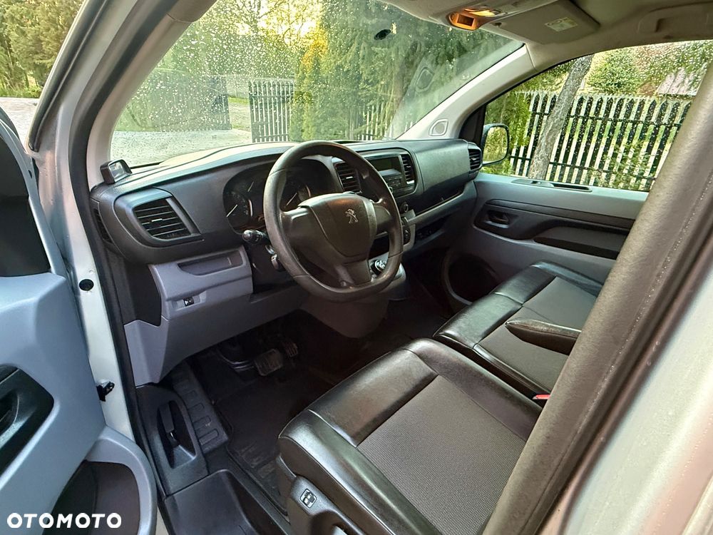 Peugeot Expert - 8