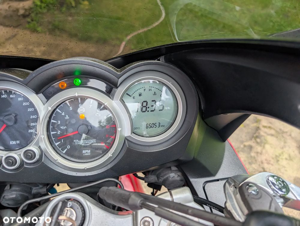 Triumph Sprint - 4