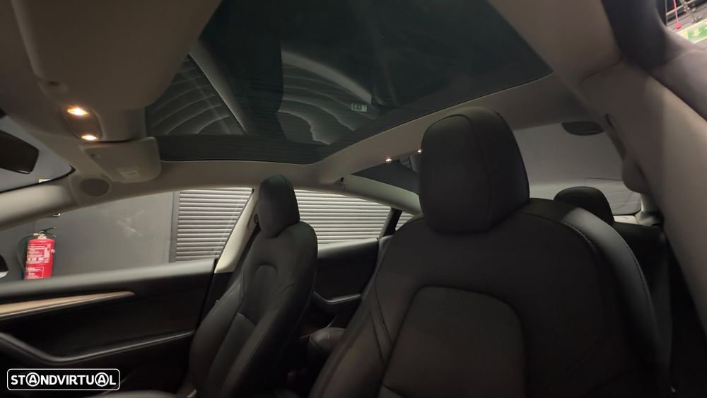 Tesla Model 3 Performance Dual Motor AWD - 40