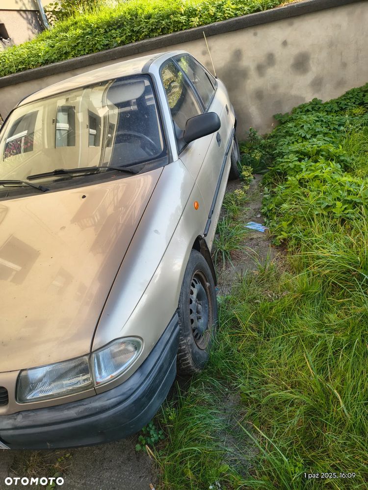 Opel Astra 1.4 GL - 4