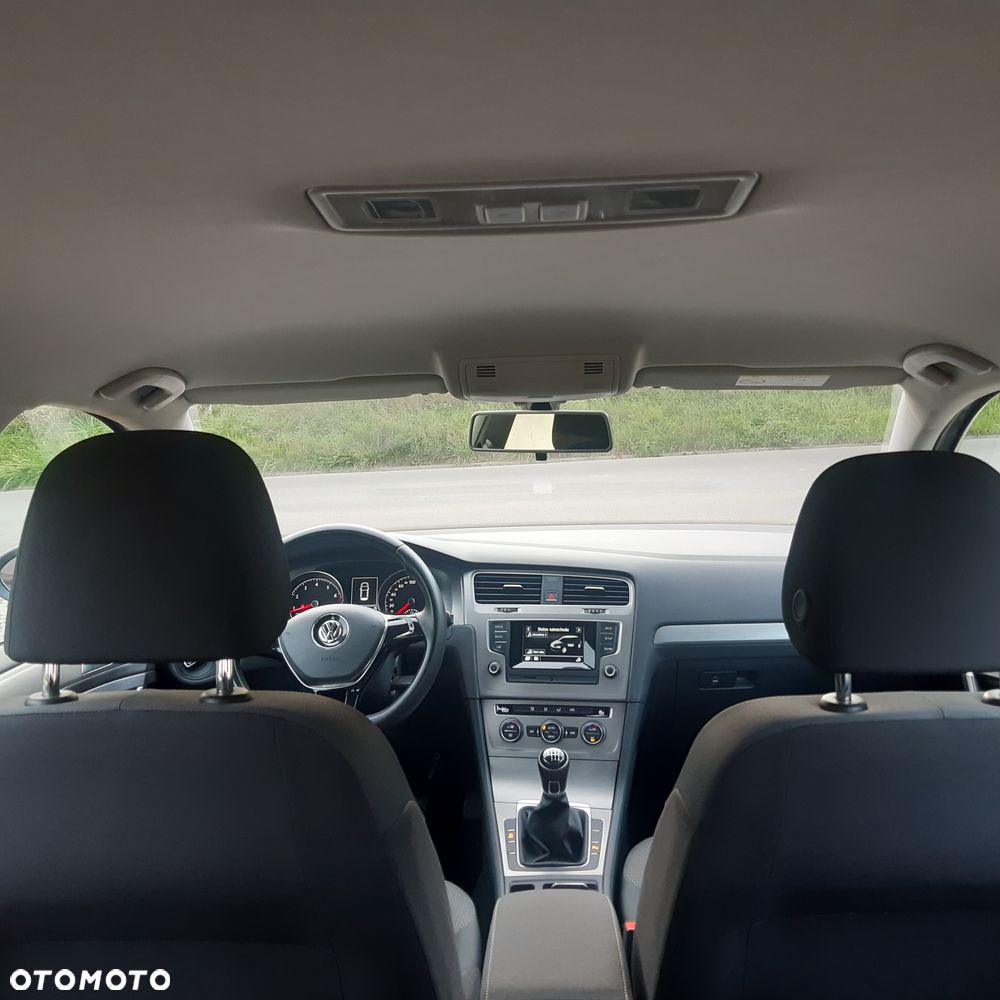 Volkswagen Golf - 20