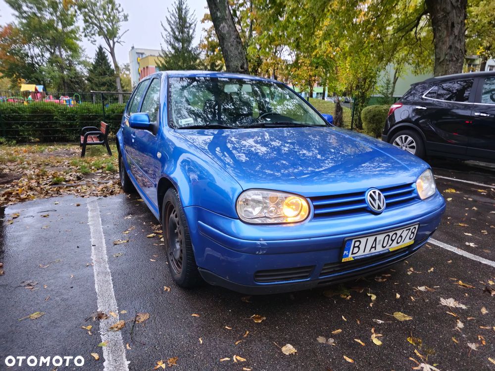 Volkswagen Golf 1999 photo 2