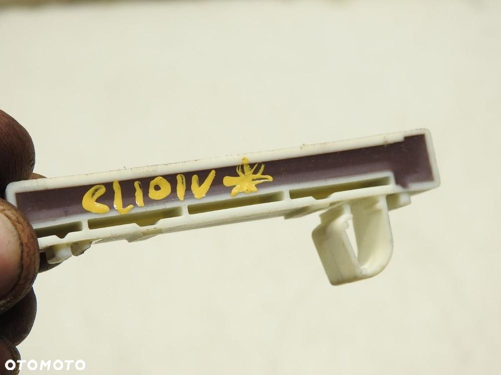 WZMACNIACZ ANTENY RENAULT CLIO IV 285906352R - 2