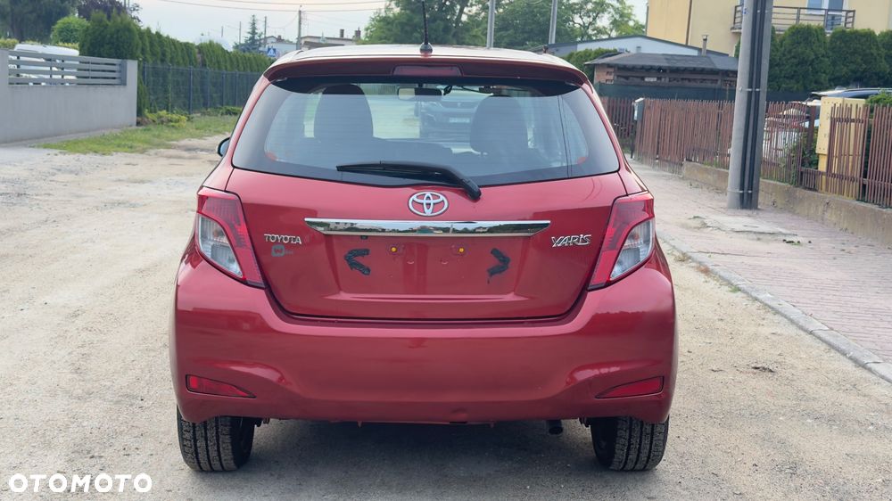 Toyota Yaris 1.33 Active - 14