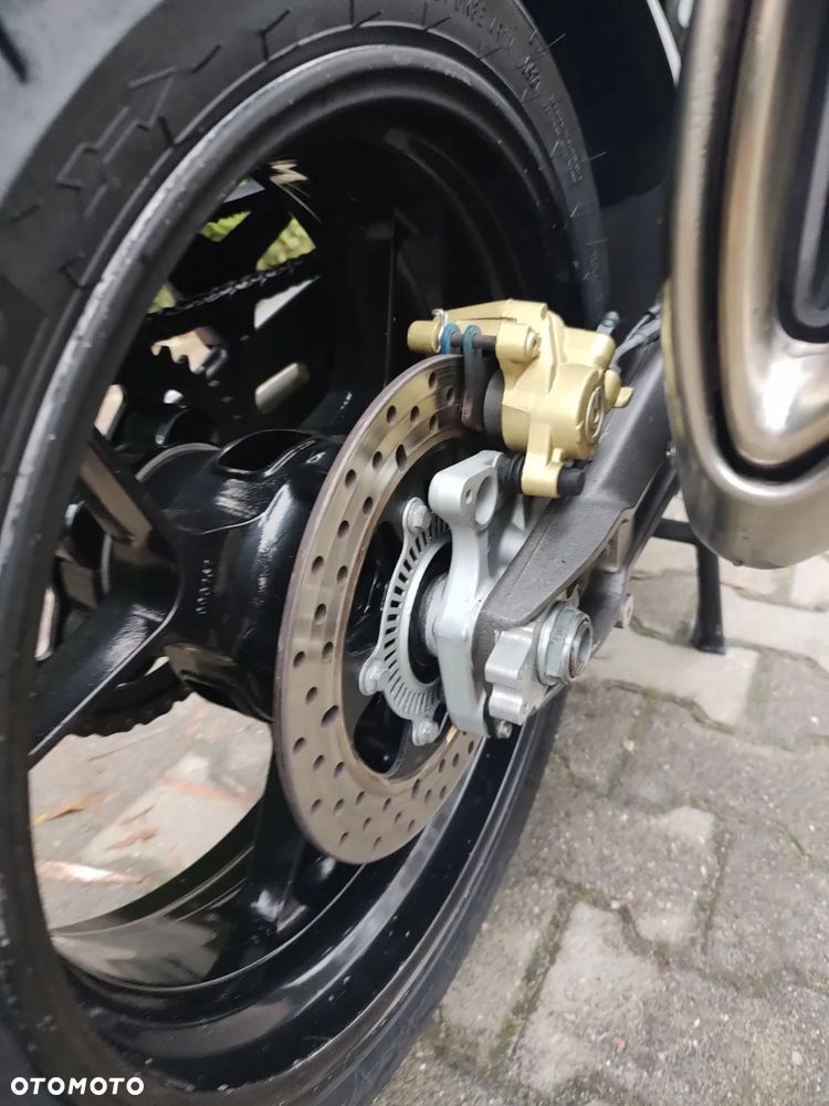 Aprilia Caponord - 10