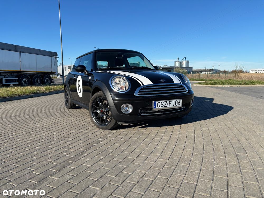 MINI Cooper - 1