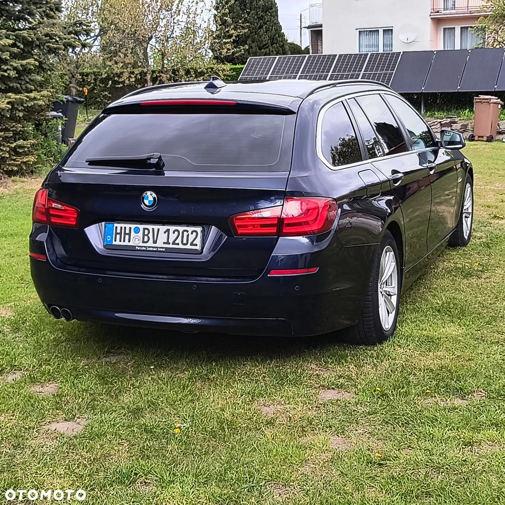 BMW Seria 5 525d - 5