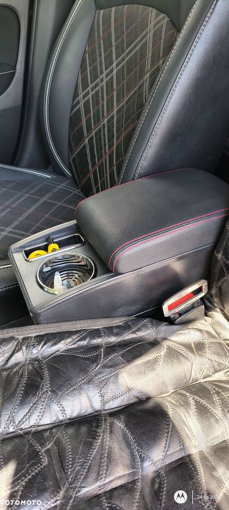 Mitsubishi Space Star 1.2 AS&G Instyle - 32
