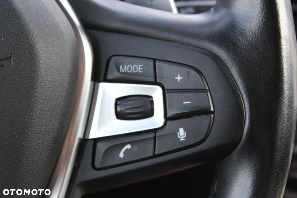 BMW X3 xDrive30i Luxury Line sport - 26