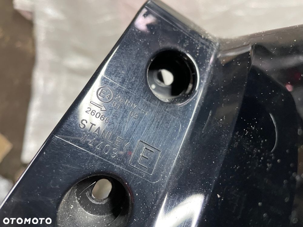 LAMPA TYŁ PRAWA LED MAZDA CX3 LIFT STANLEY W4403 - 10